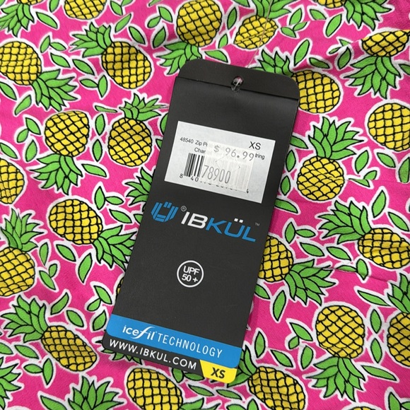 IBKUL Pineapple sun shirt! NWT, size XS. Icefil technology - Picture 3 of 4